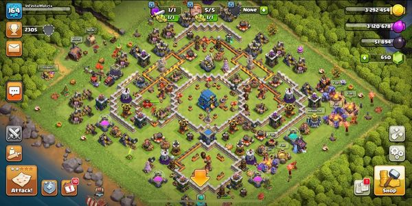 Town Hall 12 SEMI MAXX