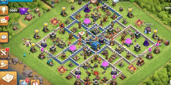 Town Hall 12