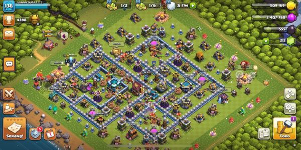 Town Hall 13