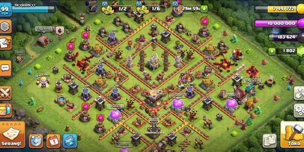 Town Hall 11 Good