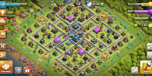 Town Hall 12