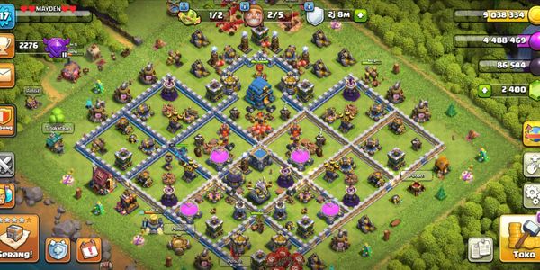 Town Hall 12