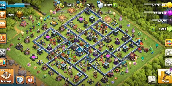Town Hall 13