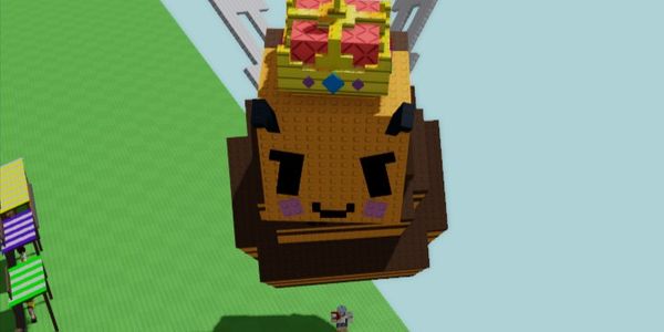 HUGE QUEEN BEE