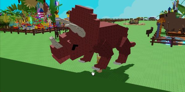 HUGE PET TRICERATOP