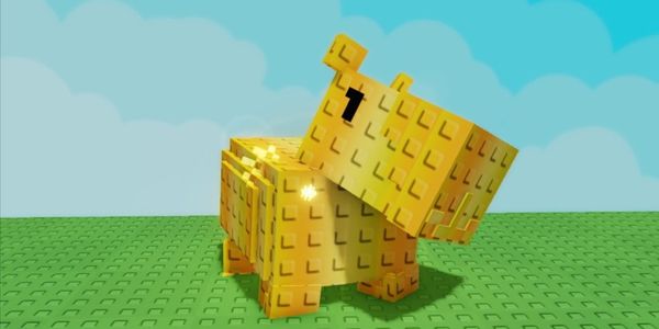 Golden Capybara | Random Size