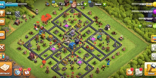 TOWN HALL 12