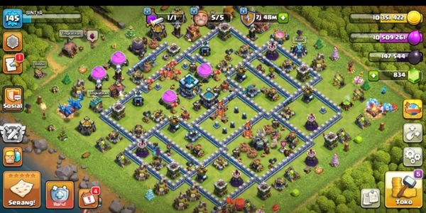 Town Hall 13