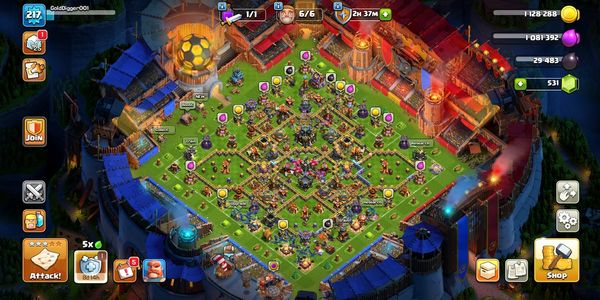 Town Hall 17 SEMI MAX - FOOTBALL SCENERY - CN FREE