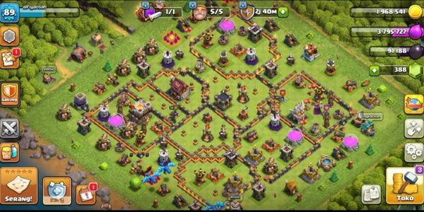 Town Hall 11 Premature
