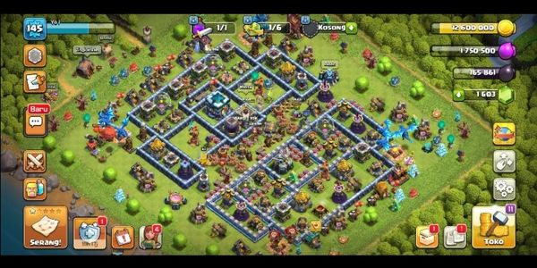 Town Hall 13