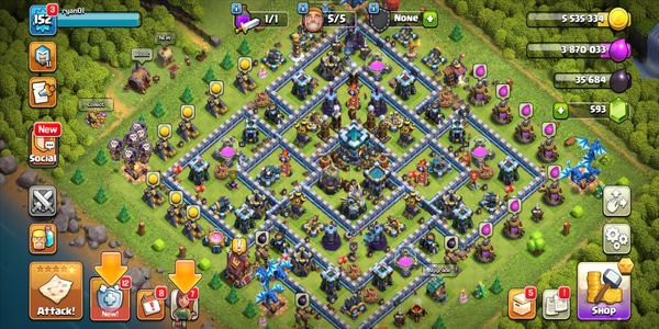 Town Hall 13
