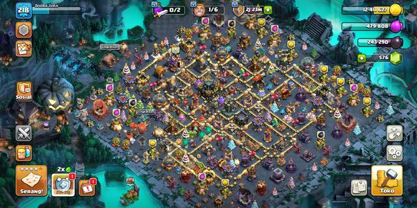 Town Hall 17 SEMI MAX - EQUIPMENT HERO GG